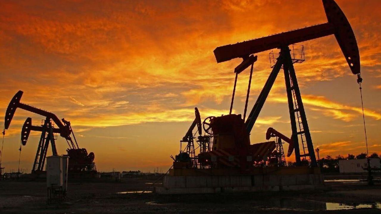 Petrol yine uçuşa geçti