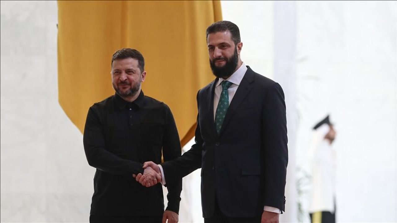 Şara, Ukrayna Devlet Başkanı Zelenskiy ile görüştü!