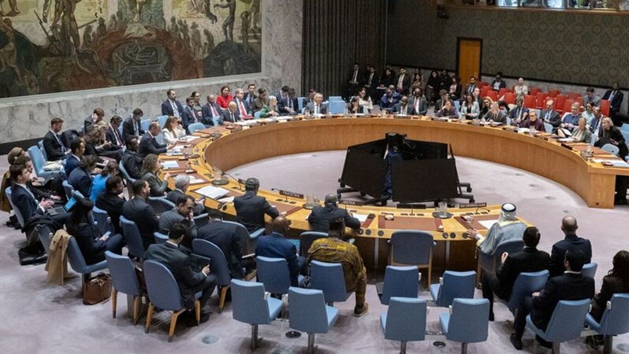 Çin ve Rusya'dan Hürmüz taslağına veto!