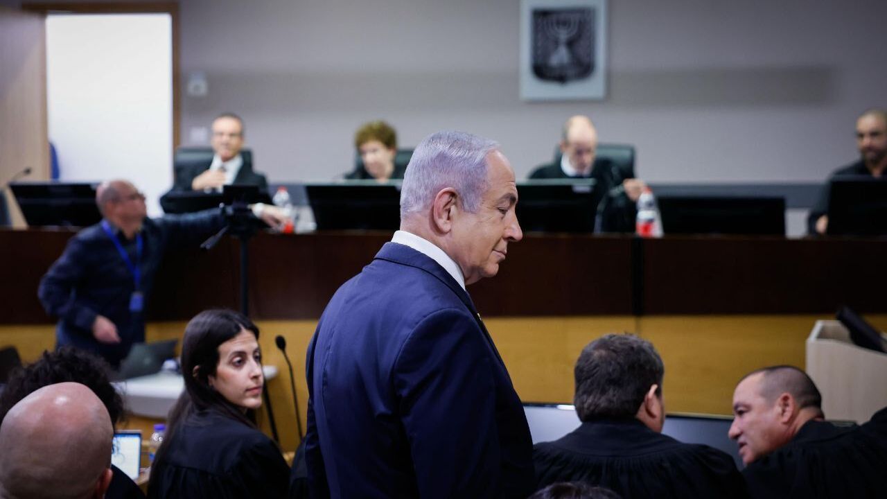 Hırsız Netanyahu Mahkeme Kararına Çattı