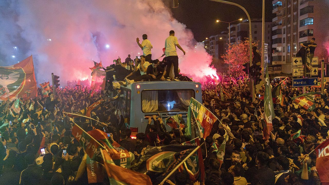 Amedspor kutlamaları: 11 kişi yaralandı