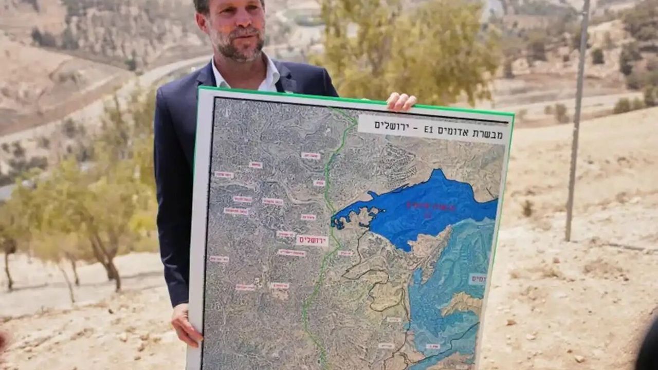 Siyonist Smotrich: israilin sınırları değişmeli