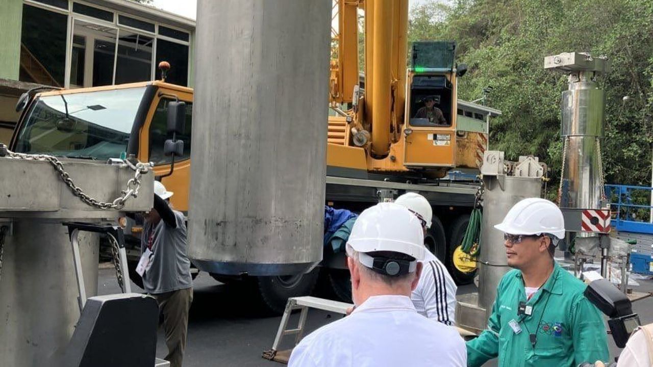 ABD, ülkenin önce başkanını sonra altın ve petrolünü şimdi de uranyumunu çaldı