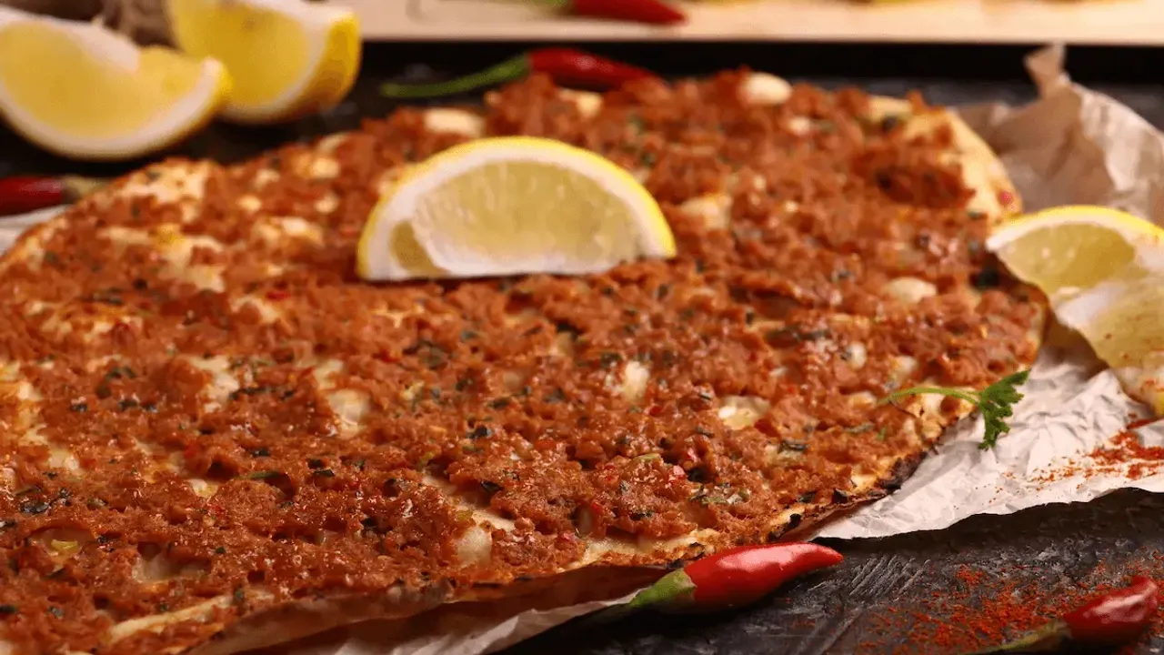 Lahmacun hem evde hem dışarda zamlandı