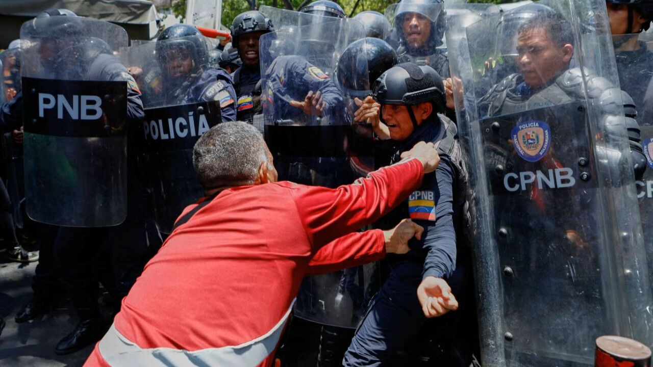 Venezuela'da asgari ücret artırıldı