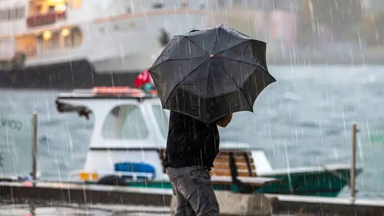 İstanbul’da hava bir anda değişecek: Sağanak ve poyraz için alarm verildi