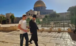 Mescid-i Aksa'ya baskın!