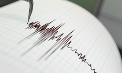 İran'da korkutan deprem!
