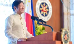 Filipinler Devlet Başkanı tüm bakanların istifalarını istedi!