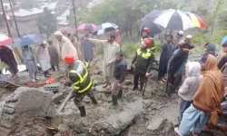 Pakistan'da şiddetli yağışlar can aldı!