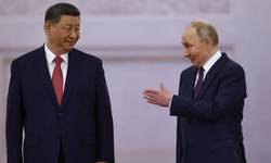 Çin Ordusu Kızıl Meydan’da: İttifak kimseye karşı değil!