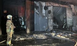 Bahçelievler'de feci yangın: 10 araç yandı!