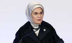 Emine Erdoğan, Kızılay'a kurban bağışında bulundu