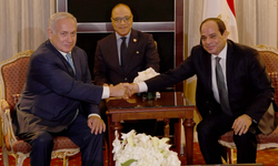 Mısır, Gazze’ye kapıyı kilitledi, israil’e sonuna kadar açtı!