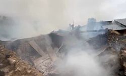 Erzurum'da büyük yangın evlere zarar verdi