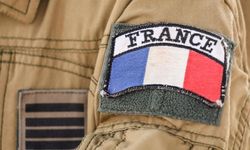 Fransa’nın ABD’ye üslerini kullanma izni verdi!