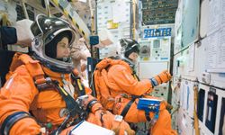 Uzaya adanmış bir ömür: Astronot aldığı maaşı açıkladı!