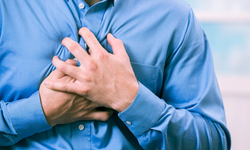Bu belirtileri hissedenler dikkat! Kalp krizi olabilir