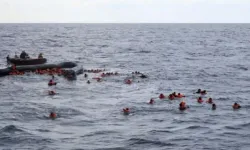 Libya açıklarında göçmen teknesi battı!