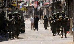 Batı Şeria'daki baskınlar! İkisi kadın 40 Filistinli alıkonuldu