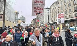 Gazze saldırıları İsveç'te protesto edildi!