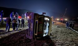 Devrilen işçi servisinden acı haber: Can kayıpları ve yaralılar var!