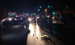 Beton mikseriyle çarpışan otomobilin sürücüsü öldü