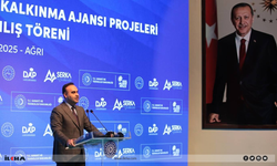 Bakan Kacır: Yatırım teşvikleriyle, sanayi alanlarıyla, KOBİ'lerimize sağladığımız imkânlarla Ağrı için, çalışıyoruz