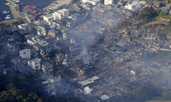 Büyük yangın: 170 bina kül oldu, bir kişi kayıp
