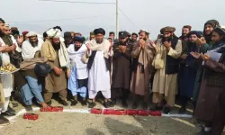 Afganistan, İran sınırında yeni kargo hangarları açtı