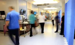 Fransa'da alarm: Vaka sayısı artıyor