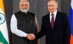 Putin 4 yıl aradan sonra Hindistan'da!