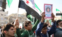 Suriye halkı Baas rejiminin devrilmesini kutladı!