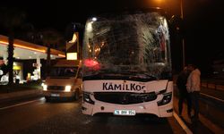 Yolcu otobüsü ile midibüs çarpıştı!
