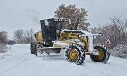 Amasya, Tokat, Sinop, Çorum ve Kastamonu'da yüzlerce yol kapandı