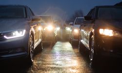 Araç Farları Artık Gündüz de Açık Olacak: Uymayana Para Cezası ve 4 Ceza Puanı Verecekler
