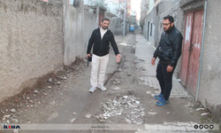 Batman'da mahalle sakinlerinden yol tepkisi: Altyapı sonrası yollarımız unutuldu!