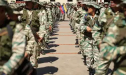 Venezuela'da orduya binlerce yeni asker katıldı