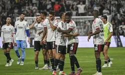 Beşiktaş, Türkiye Kupası'nda yarın Fenerbahçe'ye konuk olacak