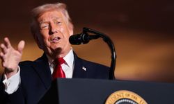 Trump rezilliği: Başörtüsüyle alay etti, pis ülkeler dedi