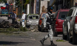 Polis karakoluna saldırı: 5 ölü, 4 yaralı var