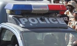 Pakistan'da polis ekiplerine pusu: 5 ölü