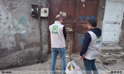 Kahramanmaraş Umut Kervanı kandil dolaysıyla gıda dağıtımı gerçekleştirdi!