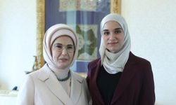 Emine Erdoğan, Suriye Cumhurbaşkanı Şara'nın eşi Latife El Durubi ile görüştü