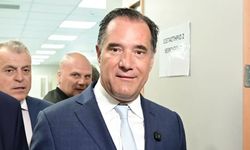 Yunan bakandan itiraf: "israil'i destekliyoruz çünkü dostumuz"