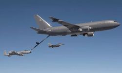 Gerginlik sürüyor: Savaş ve yolcu uçağı neredeyse çarpıştı