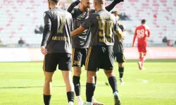 Sivasspor, 10 kişilik 2. Lig takımına elendi