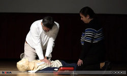 Kalp krizine artık herkes ilk müdahaleyi yapabilecek!