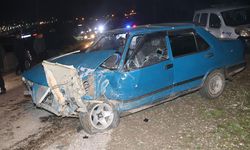 Amasya'da iki otomobil çarpıştı: 6 yaralı