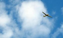 Meksika donanmasına ait uçak düştü: 5 ölü